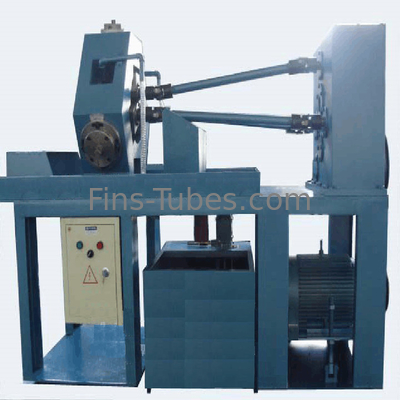 Máquina para la fabricación de tubos de cobre con aletas bajas DELLOK