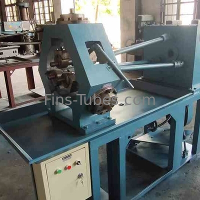 Máquina de tubos de aleta alta extruida con tubos CS / SS / AS / cobre / alu / titanio