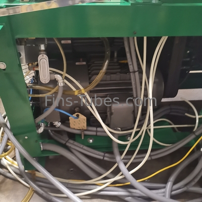 DELLOK integró el tipo L máquina sacada 12m m del abrigo del tubo de aleta de LL OD