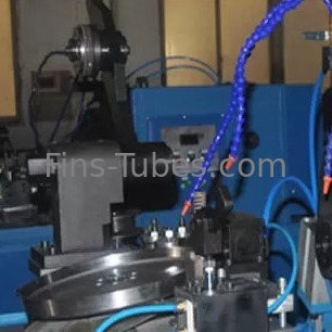 Máquina de cobre amarillo de enfriamiento de Finning del tubo de Brone 380V del surco helicoidal de DELLOK