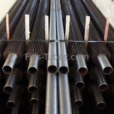 Tubo aletado longitudinal de acero en forma de "U" A106 de carbono de las tiras de DELLOK Brown